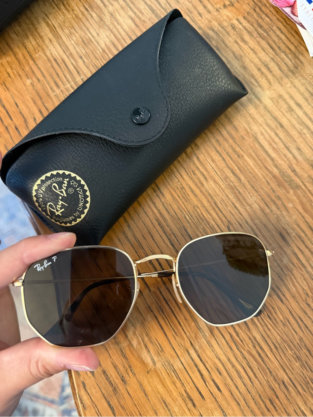 Ray-Ban Women's Gold Frame with Brown Gradient Lenses Sunglasses (hexagonal)